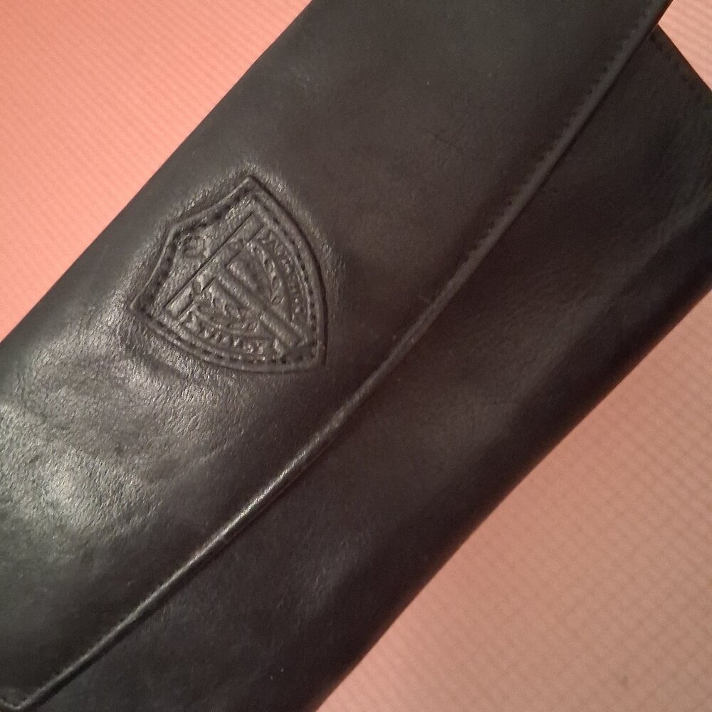 Vintage tilly leather wallet made in canada